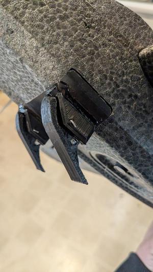 Heewing T1 landing skids