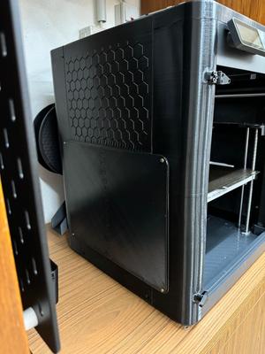 druckbare Seitenwand für Bambulab P1P "The Schield Enclosure"