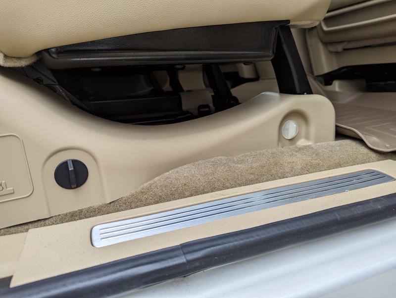 Chevy Avalanche Panel Lock