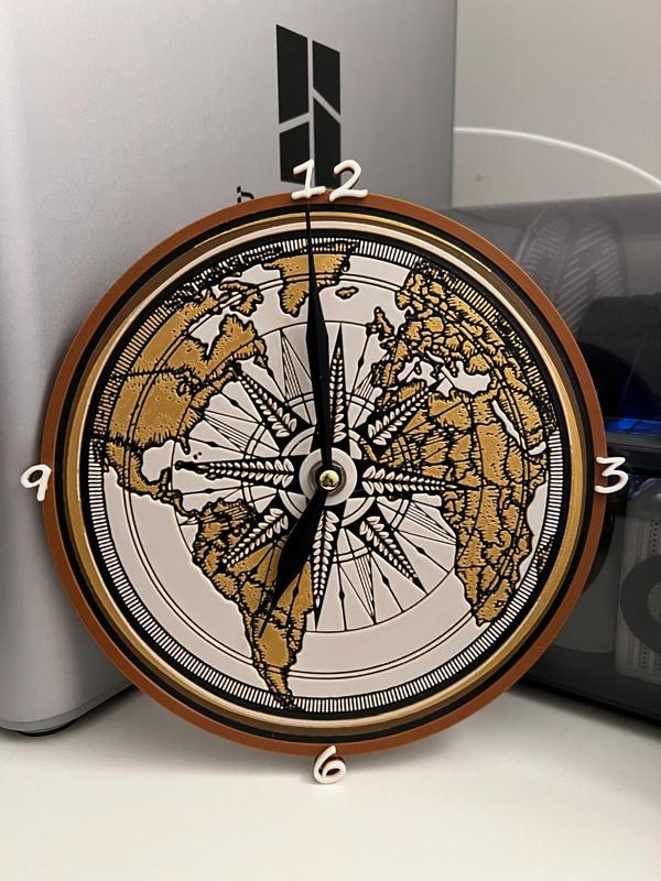 Hueforge Antique map clock