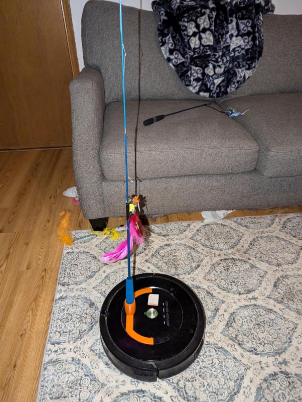 iRobot Roomba 8xx Handle with Cat Toy Attachment