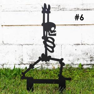 Outdoor Skeleton Halloween Decor, Halloween Outdoor Sign, Halloween Garden Signs, Halloween Yard Stakes, Halloween Sign Skeleton Decor