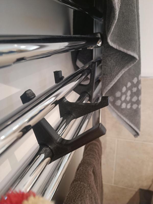 Towel rail hook 22mm pipe - parametric