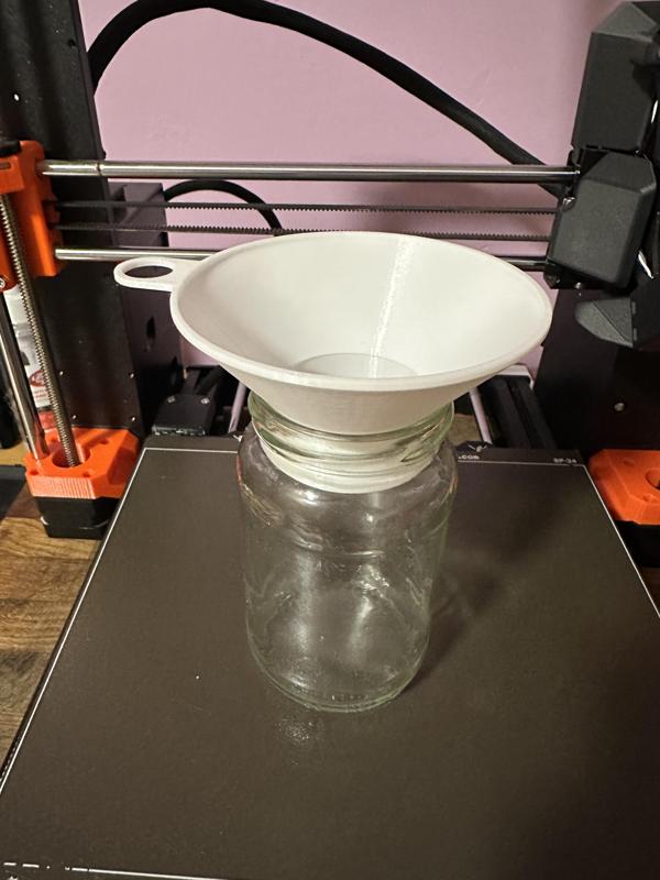 Jam funnel for 454g jam jar