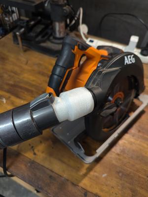 Dyson vacuum to circular saw adapter