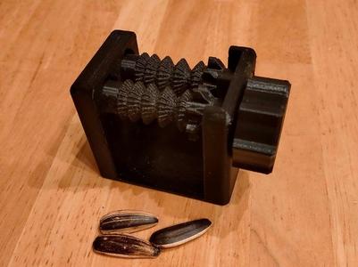 Sunflower Seed Peeler Remix