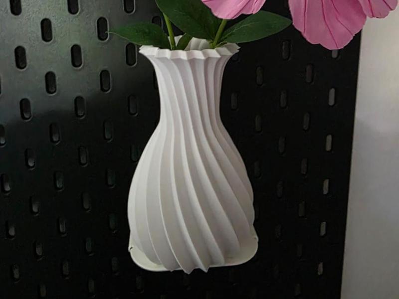 Waterproof small vase