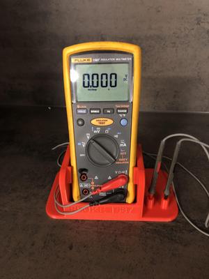 FLUKE 1587 Halterung
