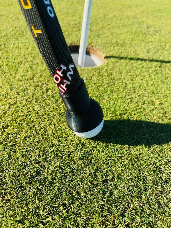 Golf ball retriever putter handle