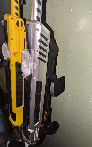 Bug a salt gun wall mount