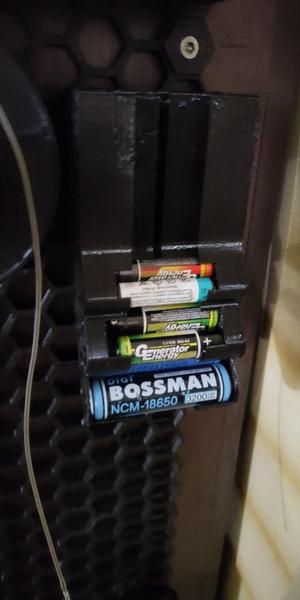 HSW Holder / Dispenser for 18650 AA and AAA batteries