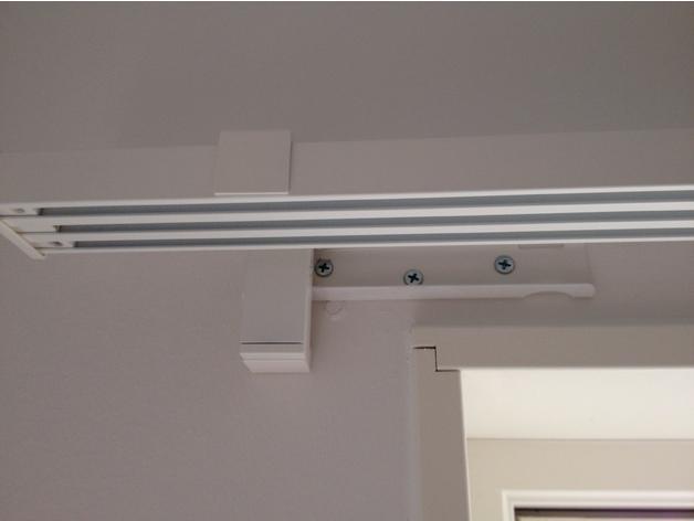 Curtain rail adapter