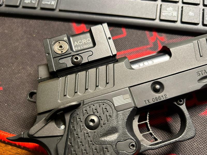 Army Armament r612 Acro P2 adaptor plate for Staccato airsoft