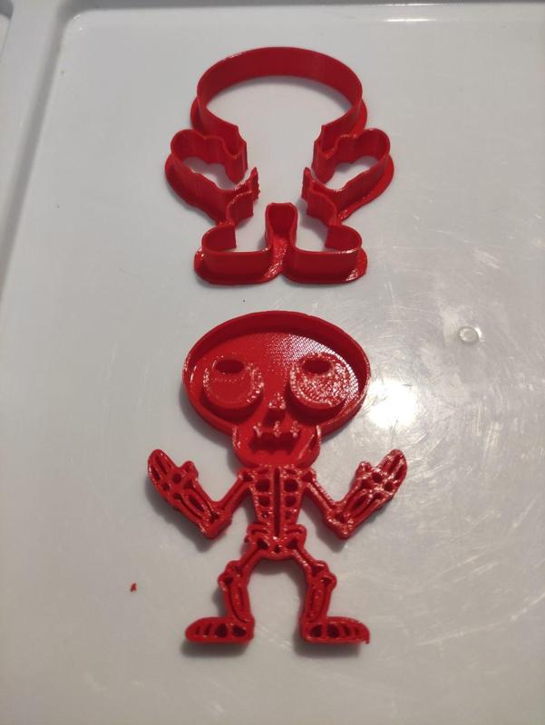 HALLOWEEN COOKIE CUTTERS