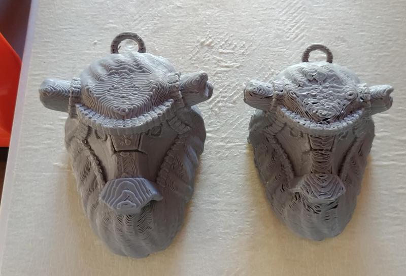 Colossus Fan pendent