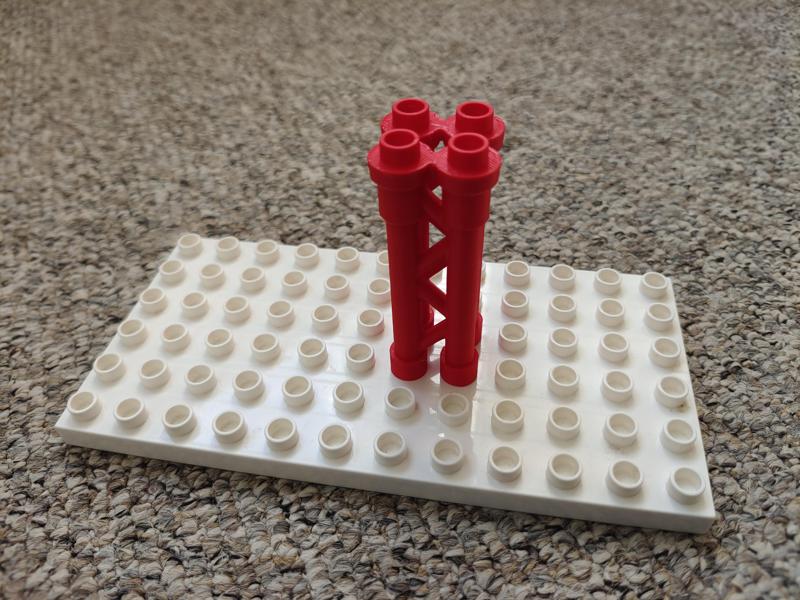 Duplo / Hubelino compatible pillar (2x2, 4 high)