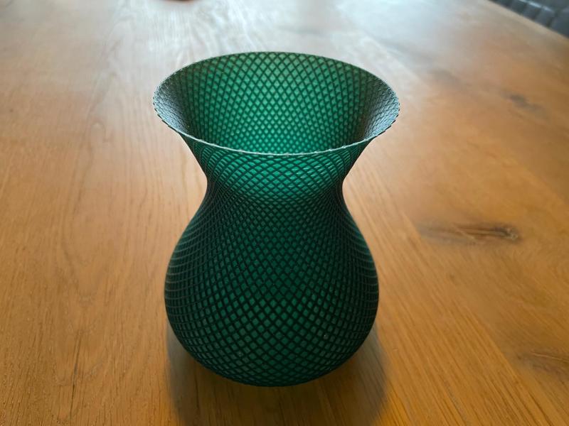 Nice Double Strip Vase (Prints in Vase Mode)