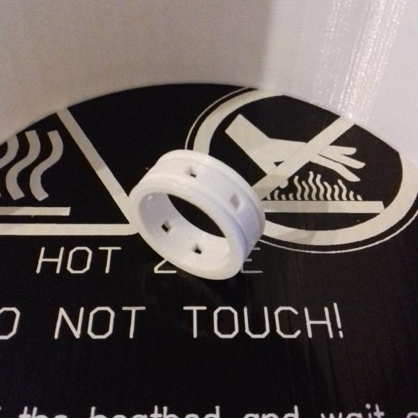 Ring Lines Square Cutout - Size 7