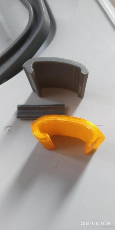 Cat Carrier Side Clips