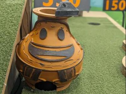 Puttzy Vase, Golf Ball Man Vase