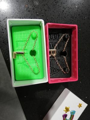 bracelet necklace holder