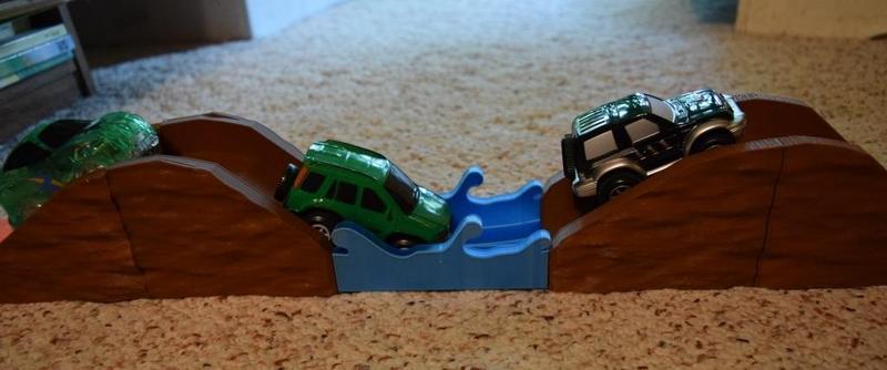 Super Splash! - Compatible with Magic Tracks, Mindscope Neo Tracks, Twister Tracks, etc