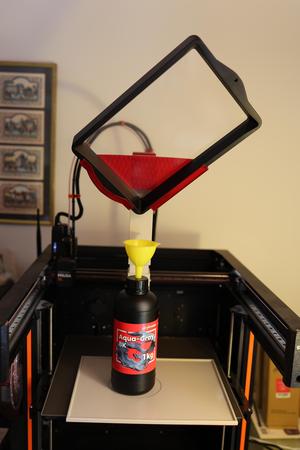 Adjustable height  Resin Printer Vat Drainer / Support pour vider le bac d'imprimante à résine