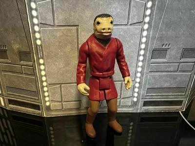 STAR WARS VINTAGE ZUTTON ACTION FIGURE, CANTINA ALIEN CUSTOM KENNER, HASBRO, 3.75", 1/18, 5POA