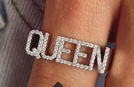 Queen ring