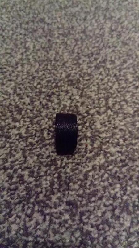 A closed cap for amber dropper bottles