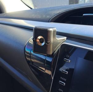 Toyota Hilux UHF mic handpiece angled dash mount N80