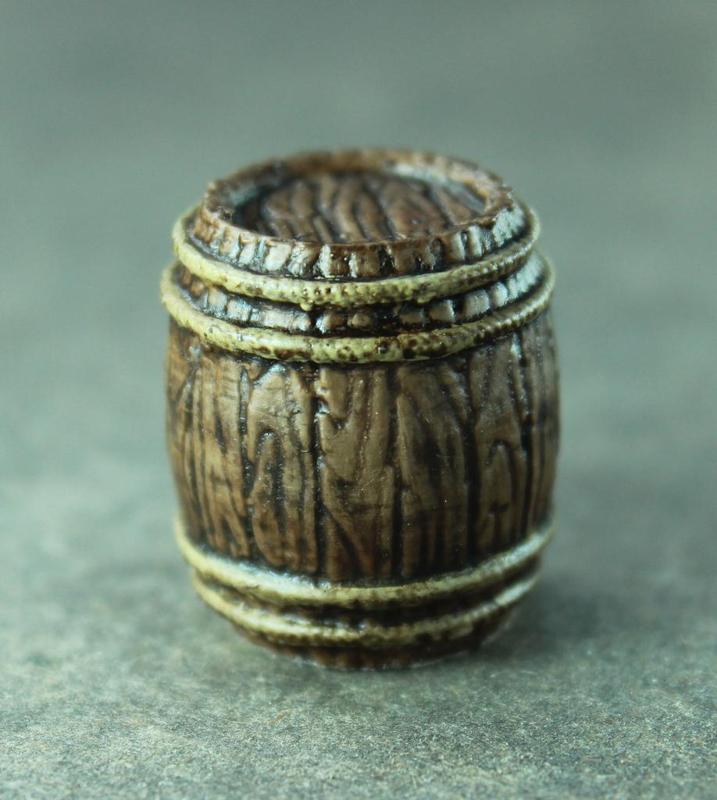 Miniature wooden barrel (textured)