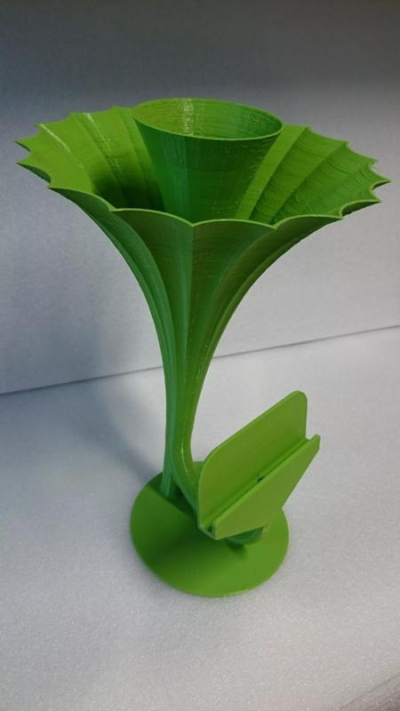 Soundflower flower vase