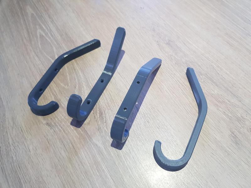 Coat Hook / Porte Manteau