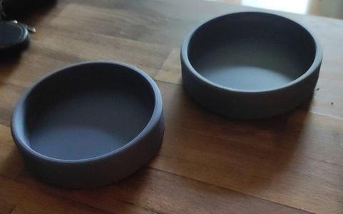 Food bowl for reptiles