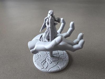Bigby’s Hand – Flying Mount & Tabletop Version