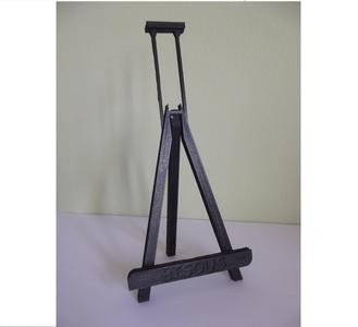 Customizable easel