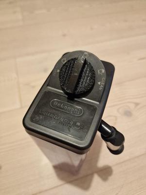 Delonghi Dinamica Milk Jug knob