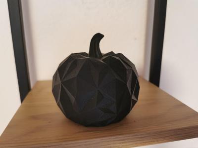 Low Poly Pumpkin - 3D Printable Model for Halloween & Autumn Decorations, Geometric Pumpkin 3D Print