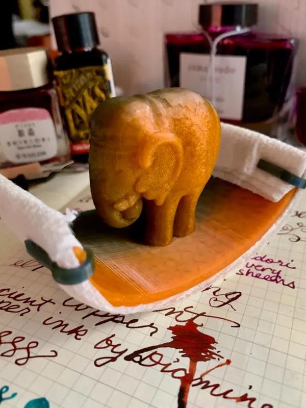 Elephant "Flying Carpet" rocker ink blotter   