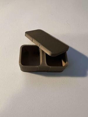 Little box for in ear plugs or hearing aid