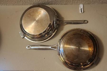 8in Saucer Pan horizontal wall mount