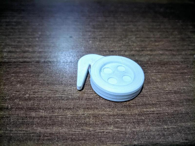 Sewing machine thread cutter   