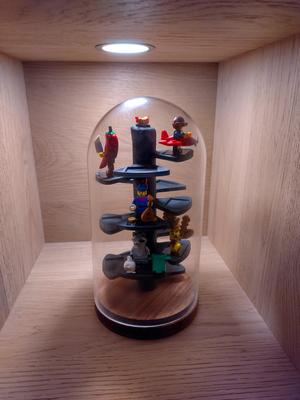 Minifigure tower