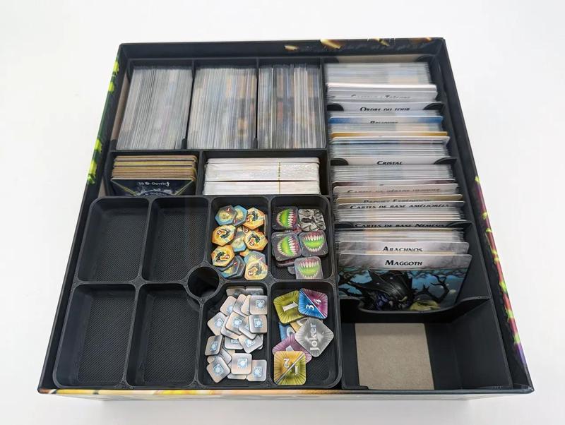 Insert de rangement pour le jeu Aeon’s End : Une Ère Nouvelle de Matagot. (boite Fr uniquement)   