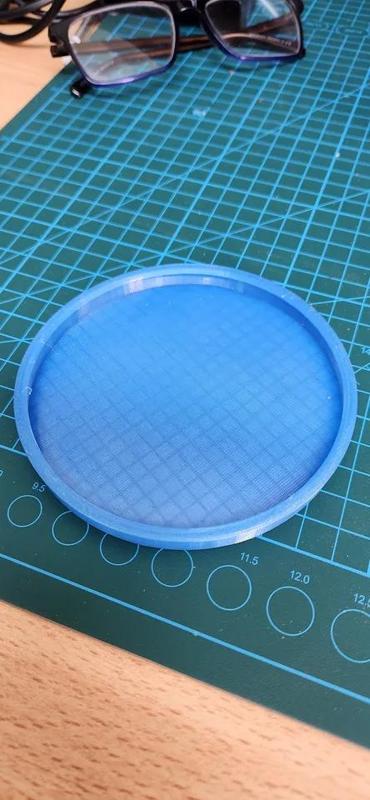 TPU Lid for 101mm Dia Dog food can once opened   