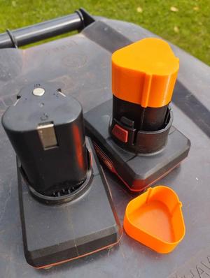 Parkside X12VTeam 12V battery protection cap