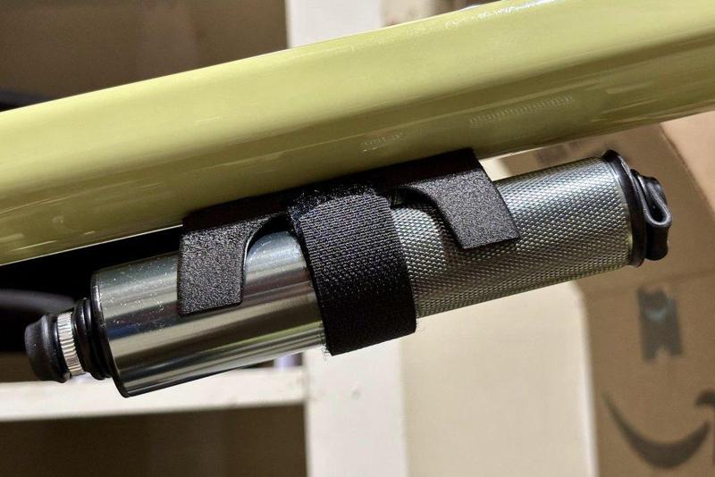 Bike pump inline mount
