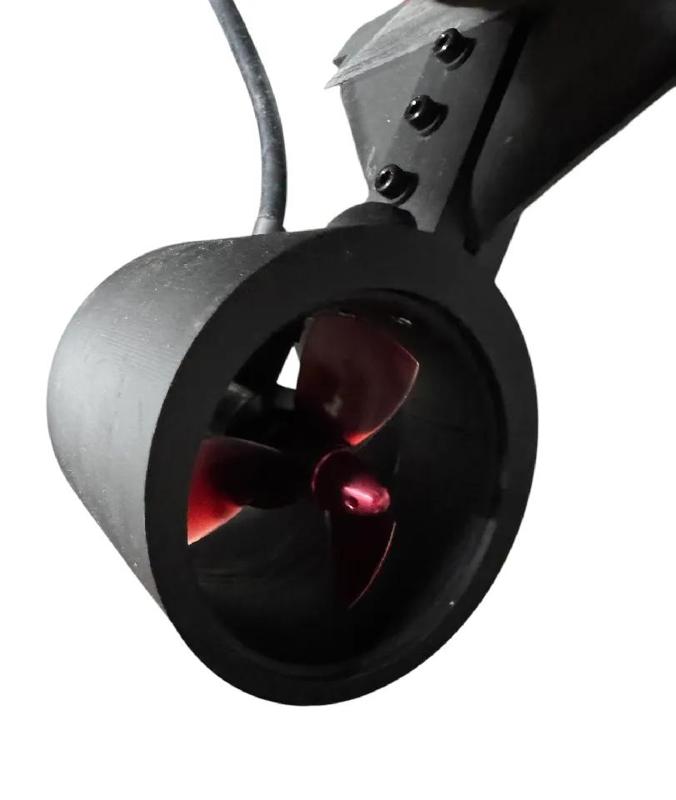 Gehäuse für mit Halterung für 12-24v Unterwasserstrahl Antrieb mit 7 kg Schub zur Montage an einer Finne   