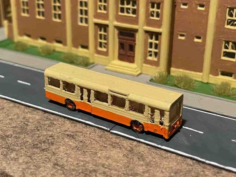 Urban bus 1 (z-scale)